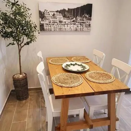 Сasa de vacaciones Beautiful House In The *